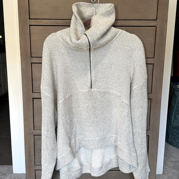Sweaty Betty Restful Boucle 1/2 Zip sweatshirt Womens 12 Workout cowl neck Warm - Picture 6 of 14